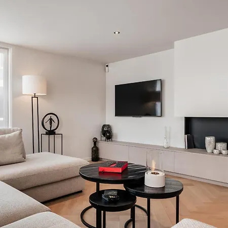 Apartment Bright 2br - - Family-friendly - 500m *